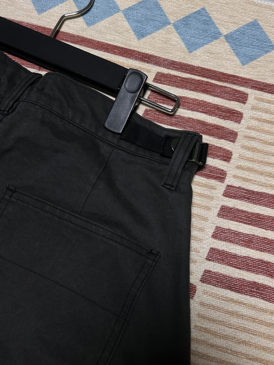 아르반 트리플 리프 커브드 팬츠 차콜 2 상품이미지7