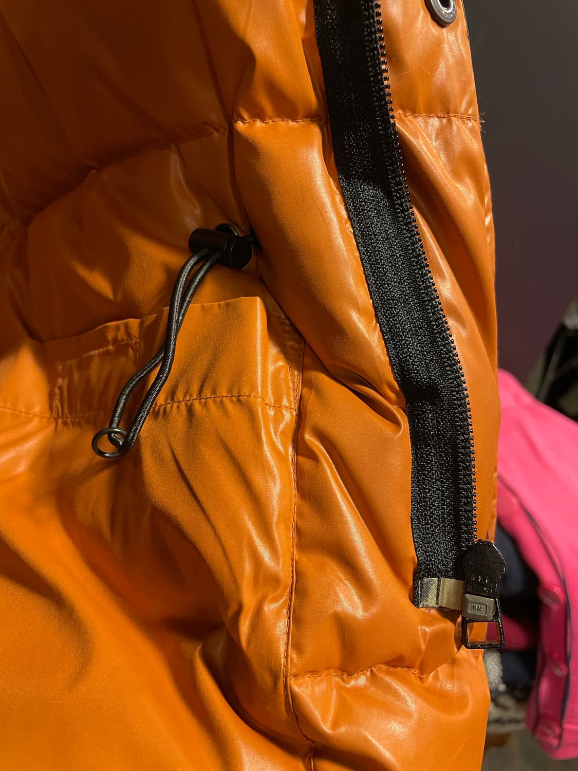 드라이자본 다운 패딩 상품이미지5