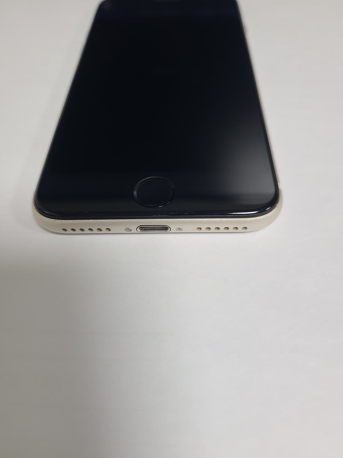 아이폰 se3 화이트64G 배터리순정88(24년11월) 상품이미지4