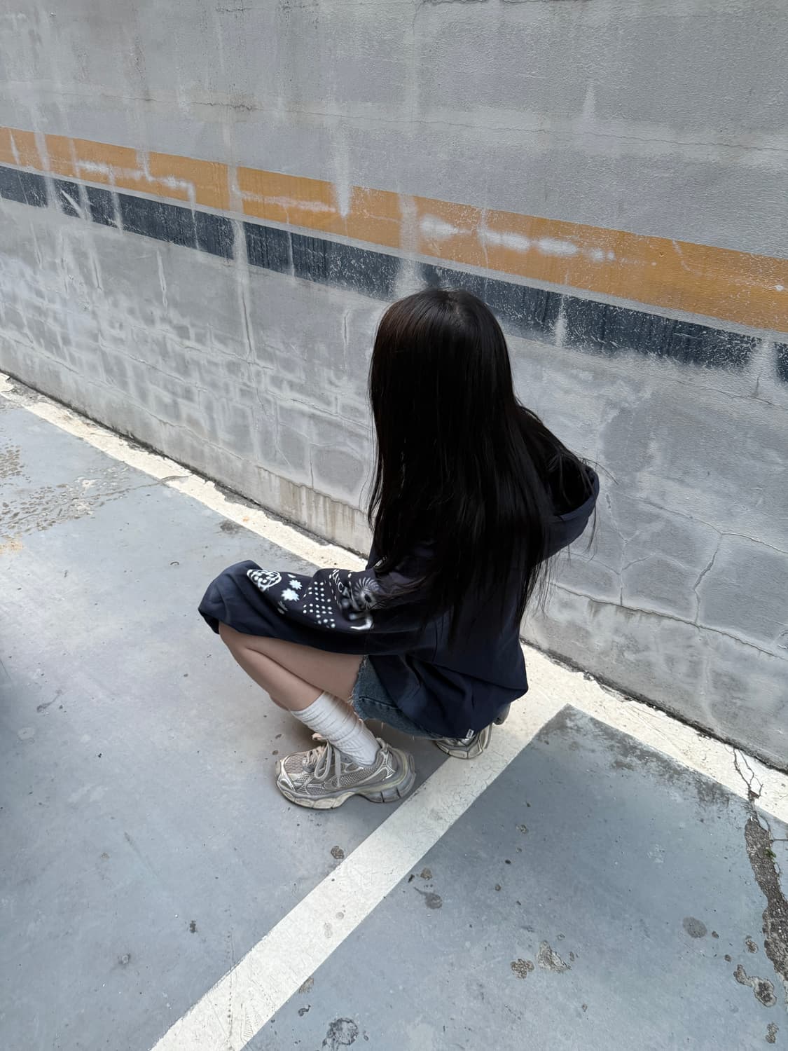 유희 그래픽 후드집업 상품이미지2