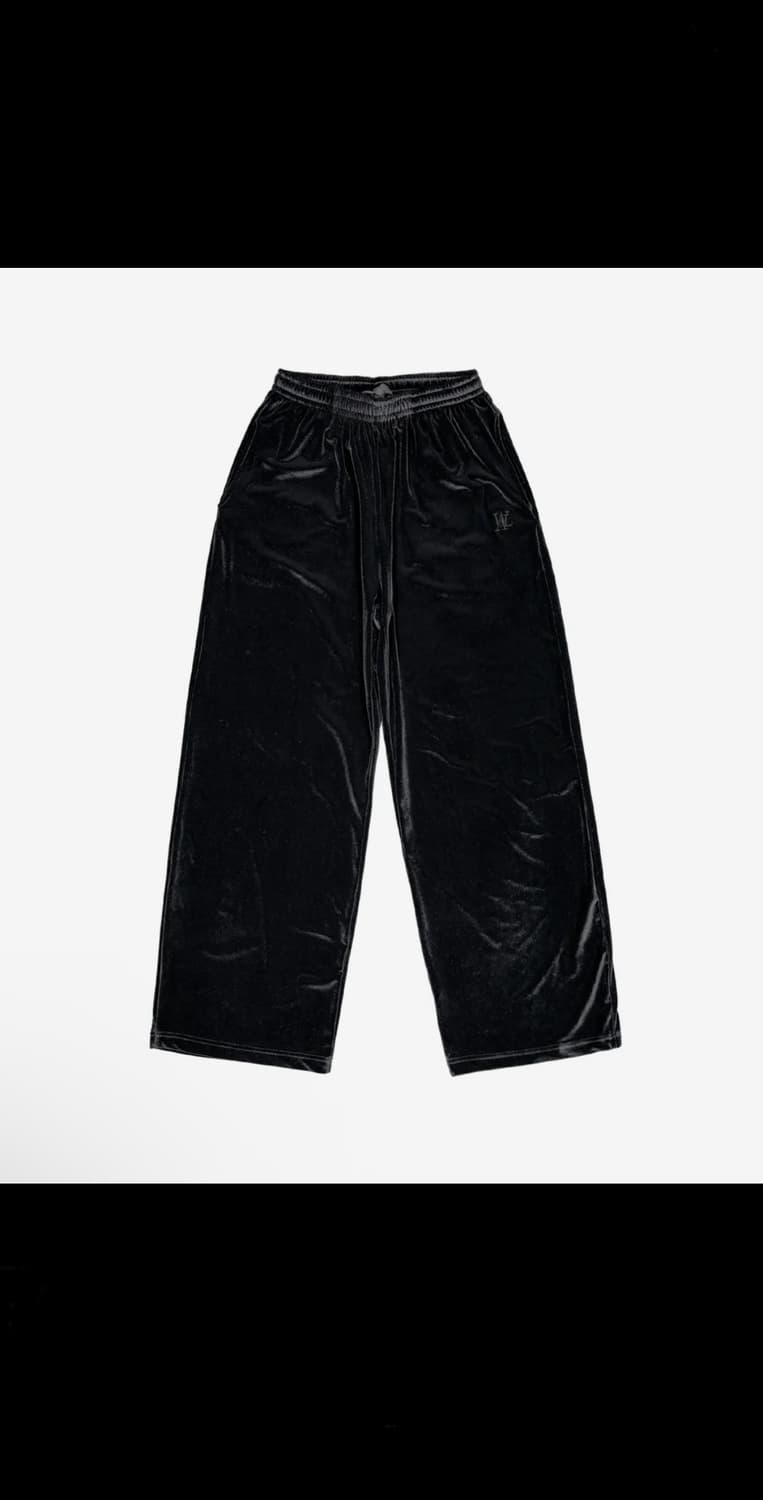 우알롱 Signature velour wide pants - BLACK 상품이미지1