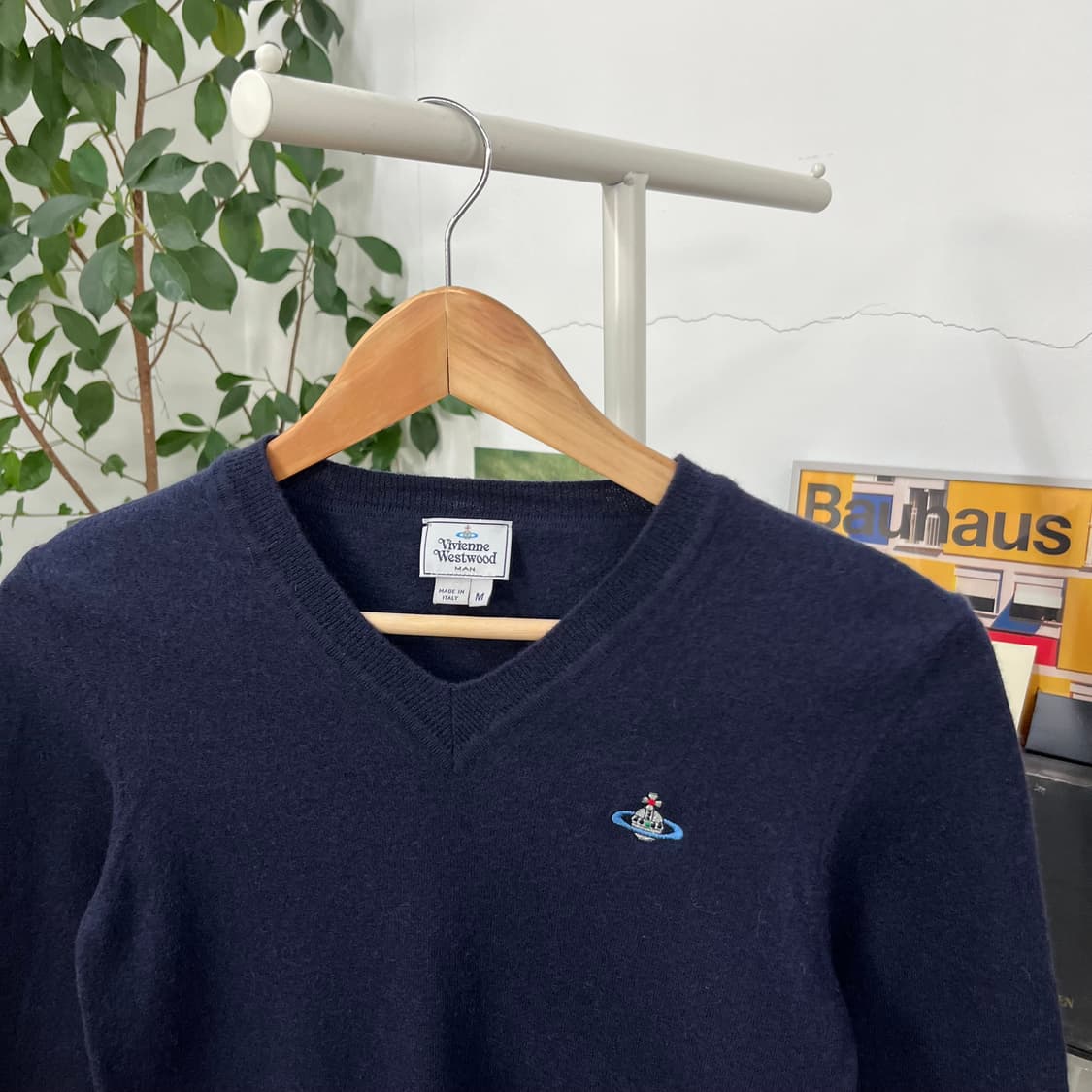 비비안웨스트우드 브이넥 니트 M 상품이미지2