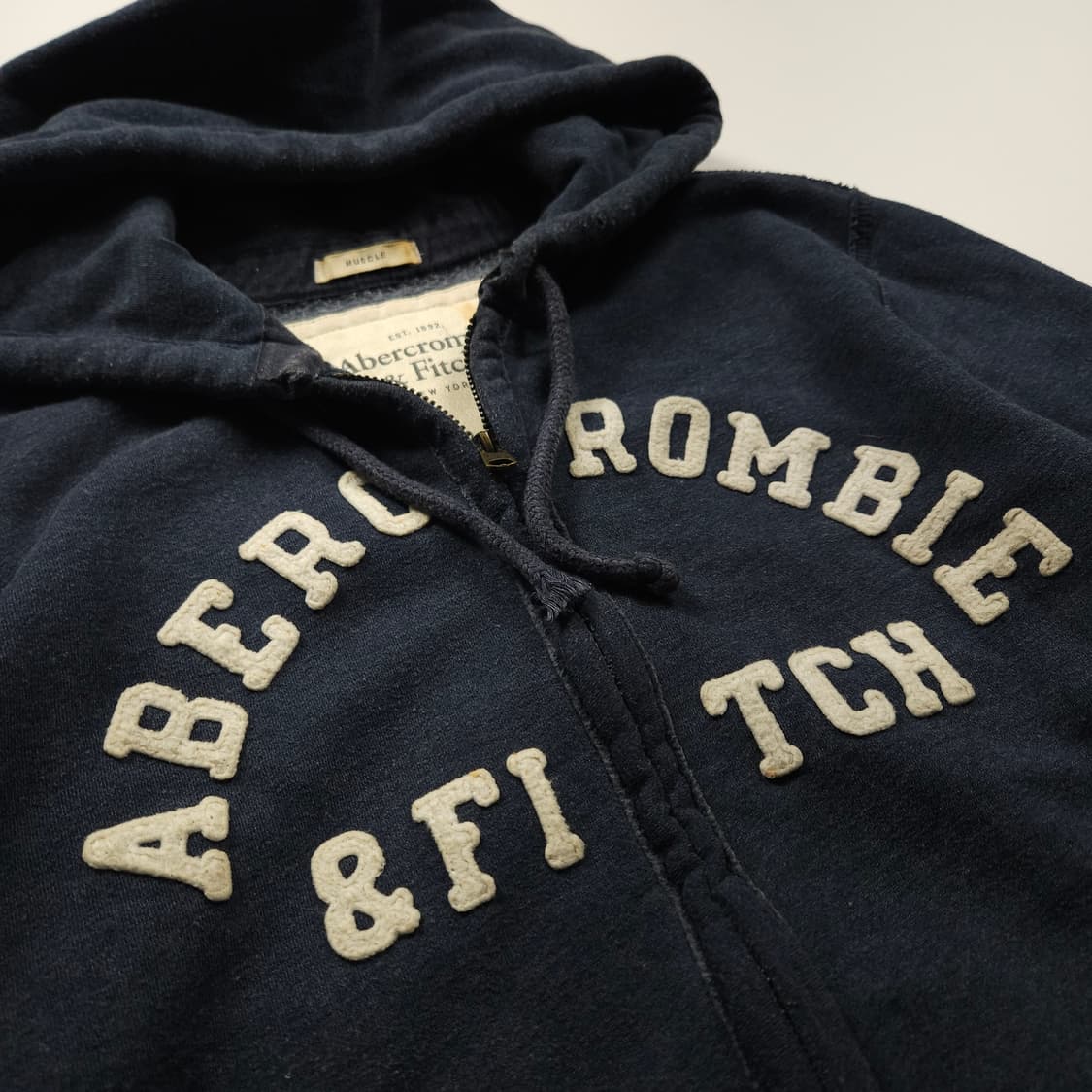 아베크롬비 y2k 스펠아웃 빅로고 후드 집업 (XL) 상품이미지3