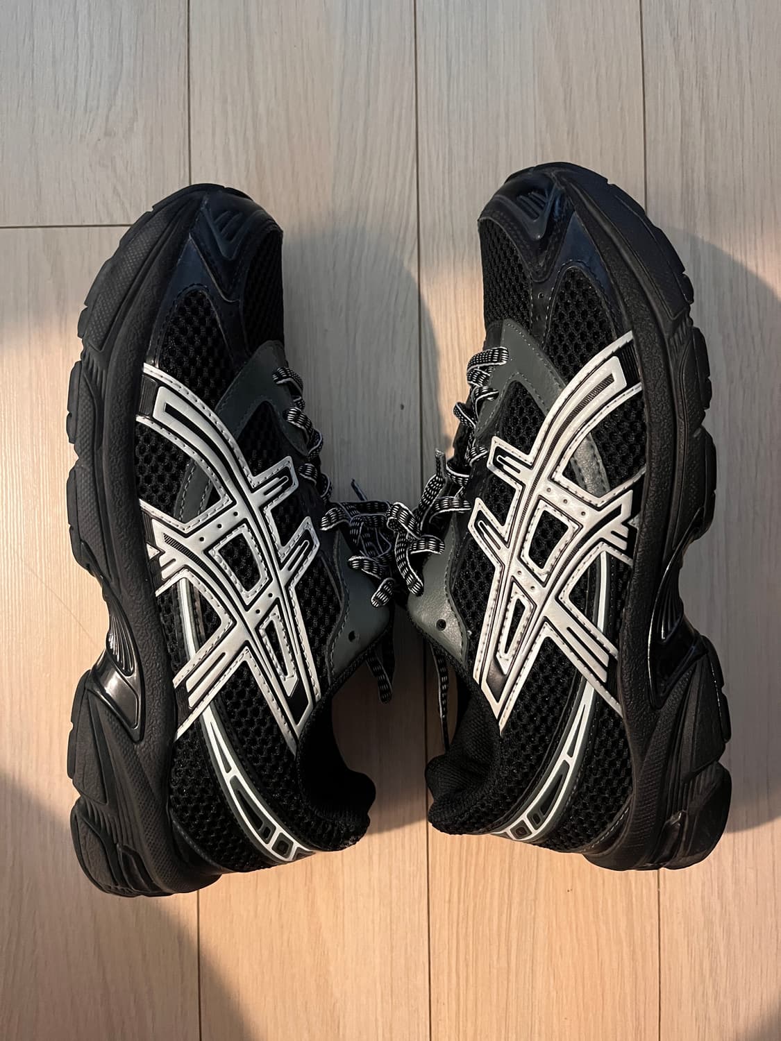 (245) 아식스 젤 1130 블랙/글래시어 그레이 상품이미지1