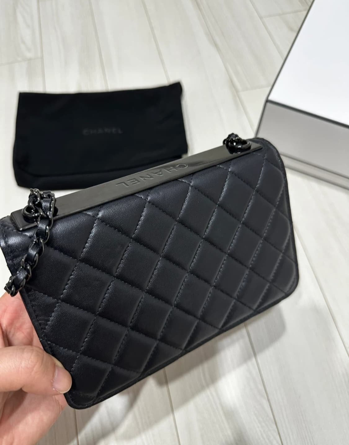 (정품)샤넬 클래식woc 블랙 램스킨 (한정판) 상품이미지2