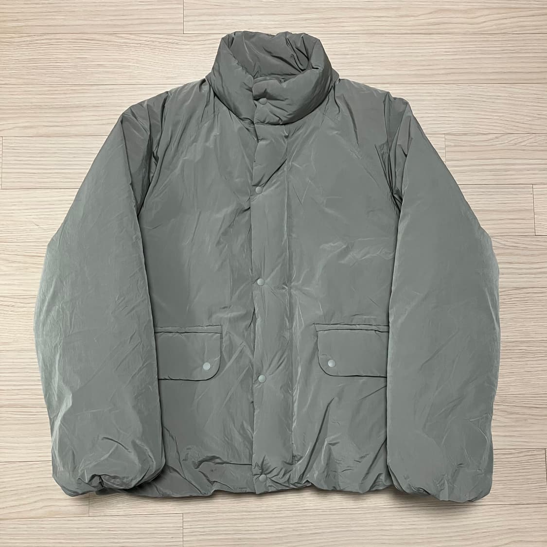 토마스모어 시티 숏다운 패딩 카키그레이 상품이미지1