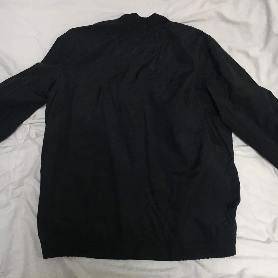 게스 바람막이 상품이미지4