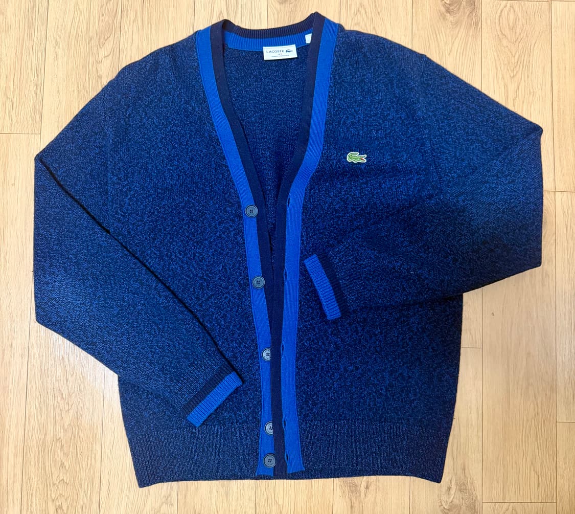 라코스테 가디건 판매합니다 상품이미지1