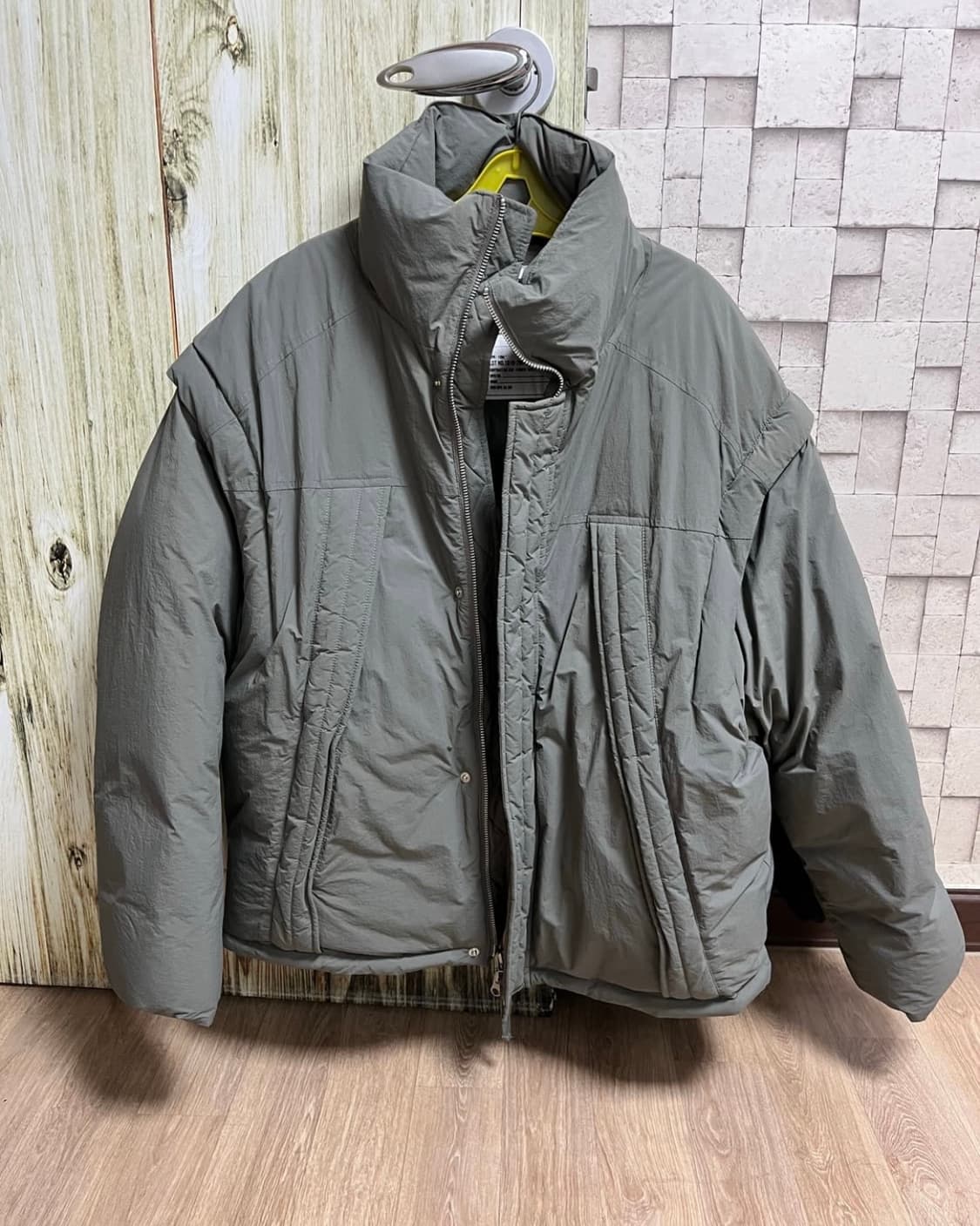 비슬로우 몬스터 숏패딩 카키 M 사이즈 패딩 상품이미지3