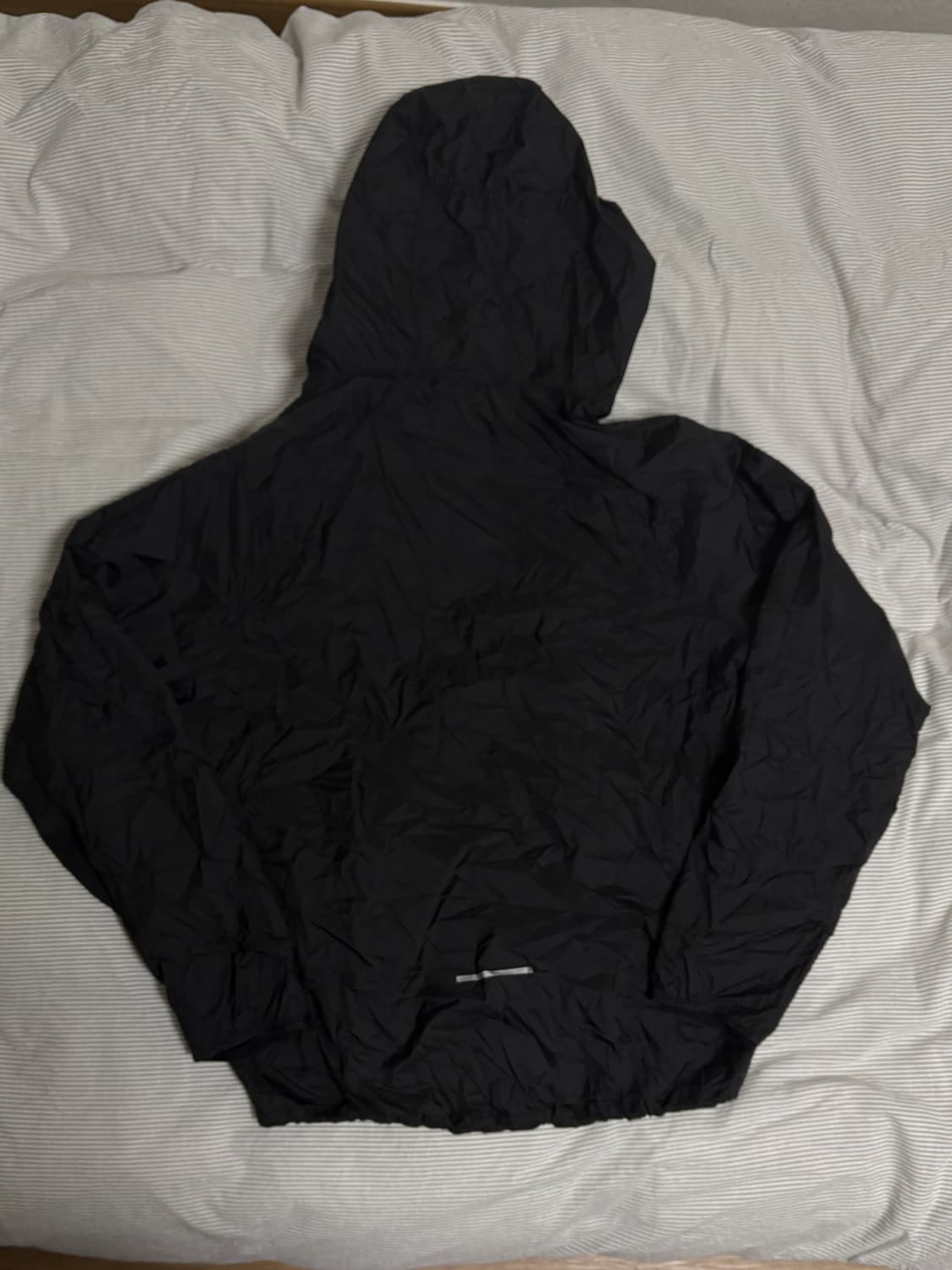 새상품) 무탠다드 시티러닝 슈퍼 쏘닉 바람막이 블랙 XL 상품이미지3