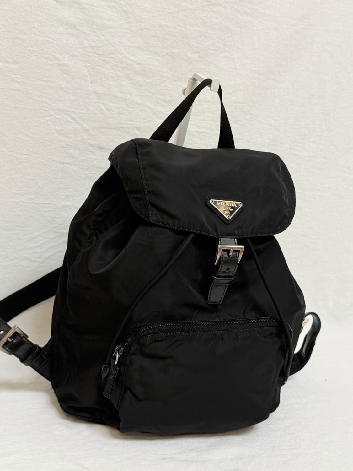 정품 프라다 포코노 나일론 원포켓 블랙 백팩 미디움 상품이미지5