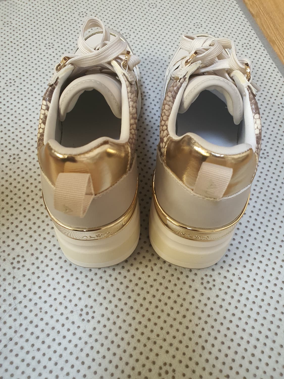 알도 키높이  스니커즈  새상품 미착용.240~245 상품이미지3