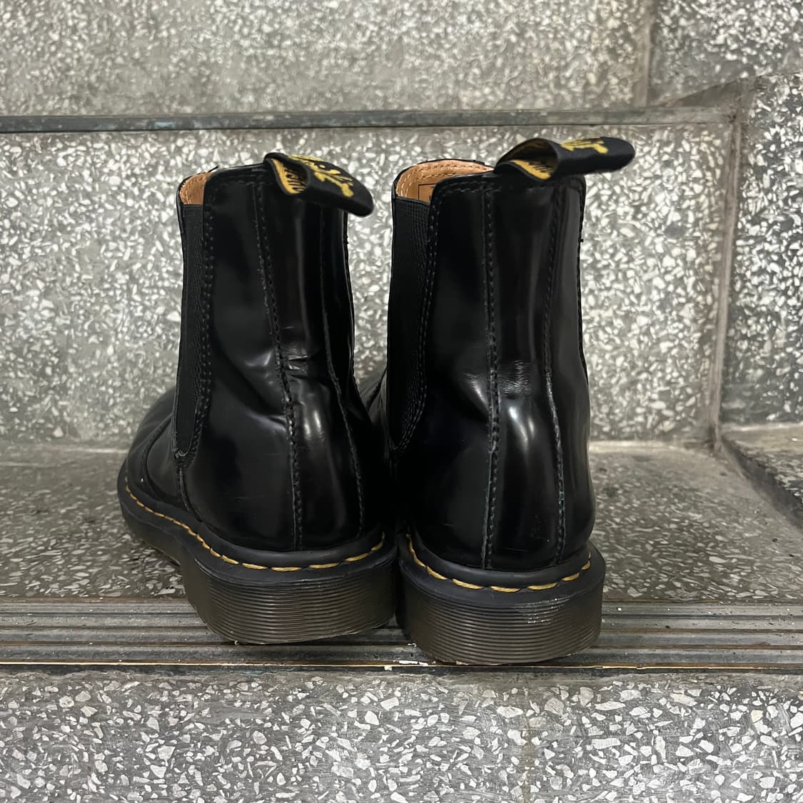 닥터마틴 스무스 레더 블랙 첼시 부츠 상품이미지3