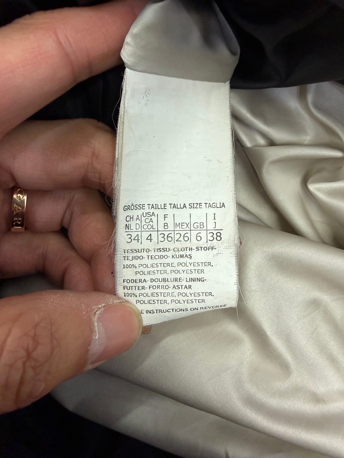 정품) 막스마라 블랙 퀼팅 후드퍼 패딩 38(55-66) 상품이미지8