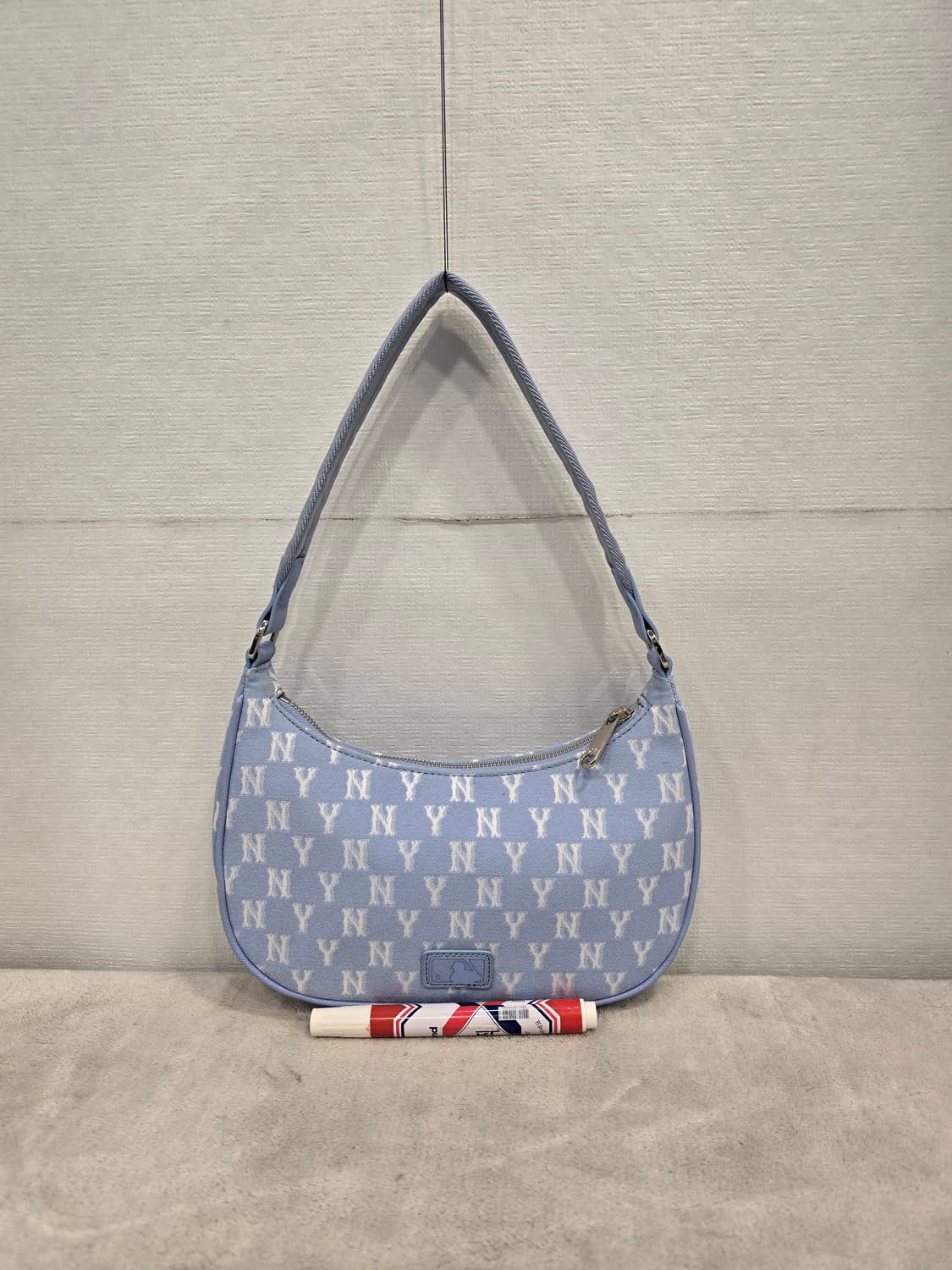 MLB NY 모노그램 호보백 토트백 숄더백 하늘색 상품이미지2