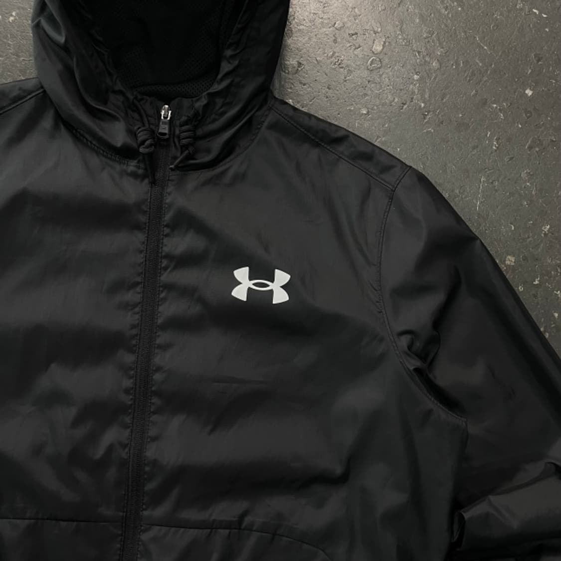 100 언더아머 바람막이  상품이미지2