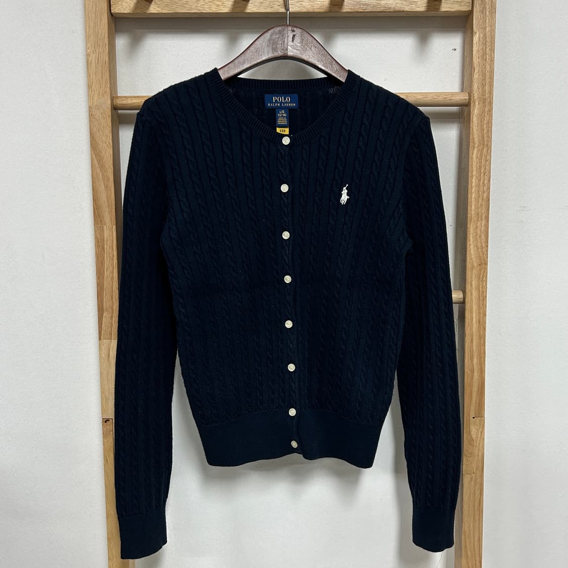 폴로 랄프로렌 신형 포니로고 케이블 니트 가디건 네이비 상품이미지3