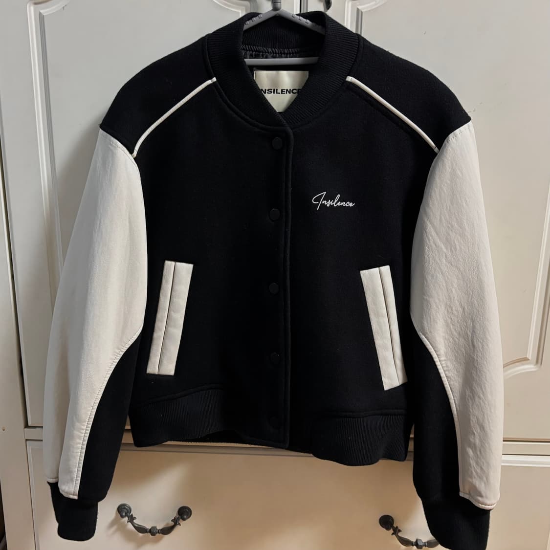 컴비네이션 울 바시티 점퍼 BLACK 상품이미지4