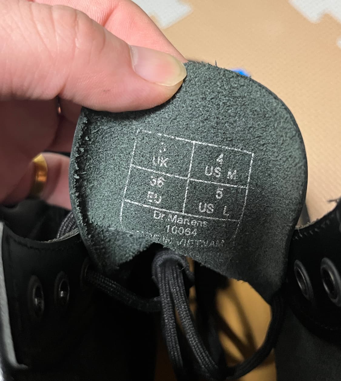 닥터마틴 10064 블랙 6홀 워커 부츠 230 상품이미지8