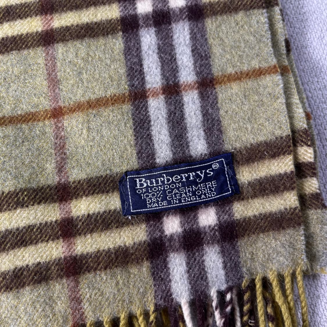 버버리 캐시미어 그린 노바체크 머플러  상품이미지3