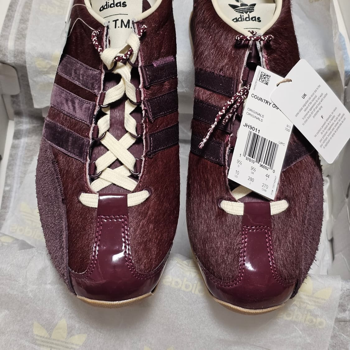 280 새제품) 아디다스 x 송 포 더 뮤트 컨트리 OG 마룬 코어 블랙 상품이미지3