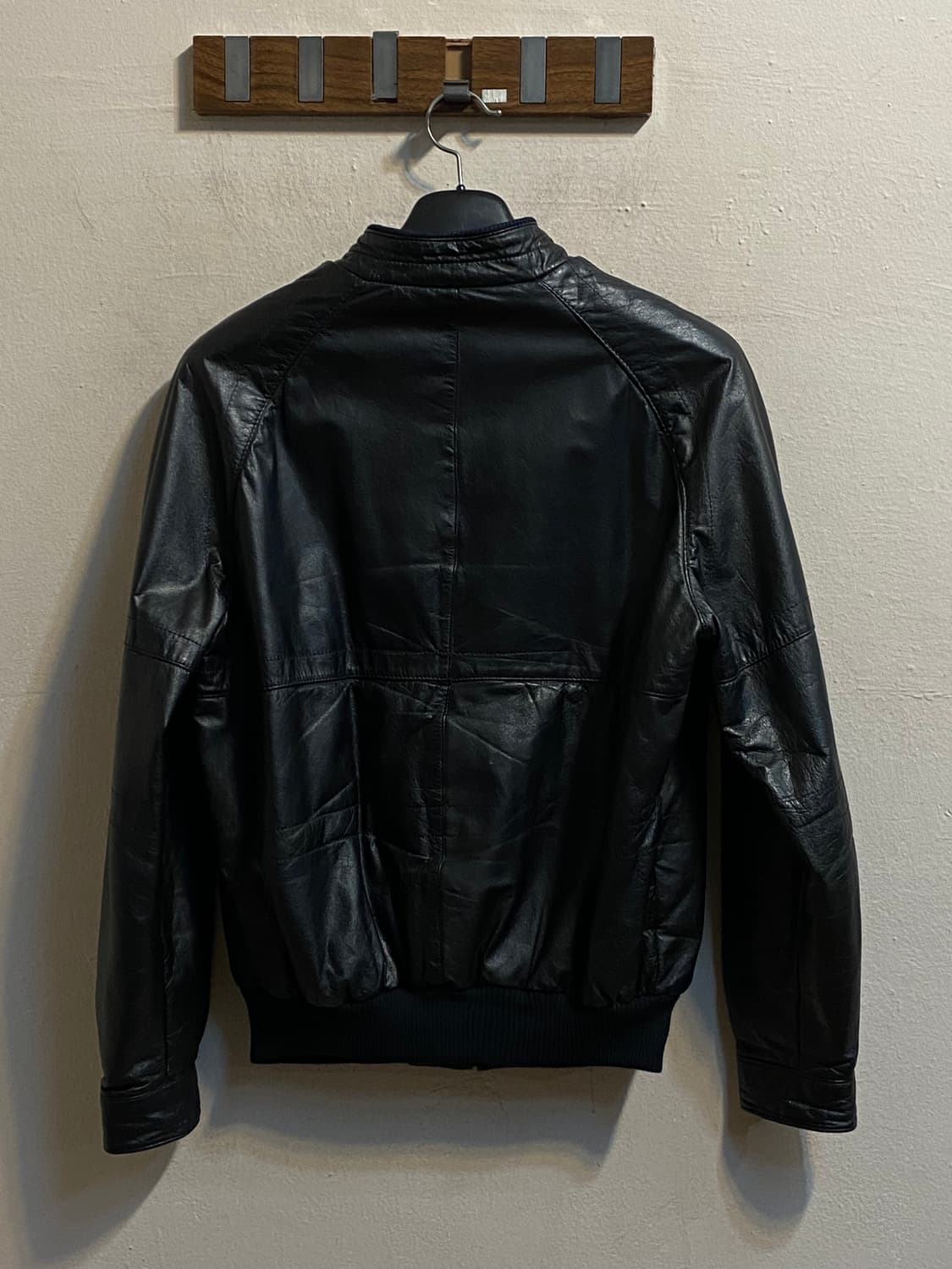 유즈드 레더 퀼팅 집업 자켓 상품이미지3