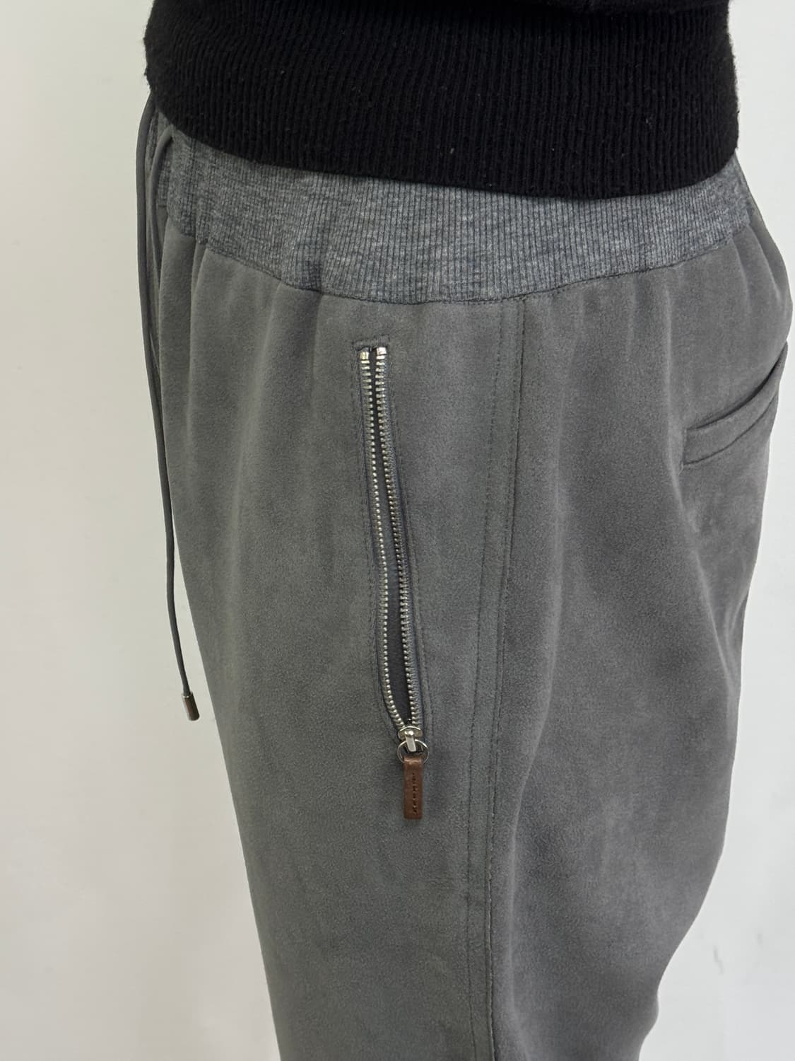 스웨이드 조거 바지 상품이미지3