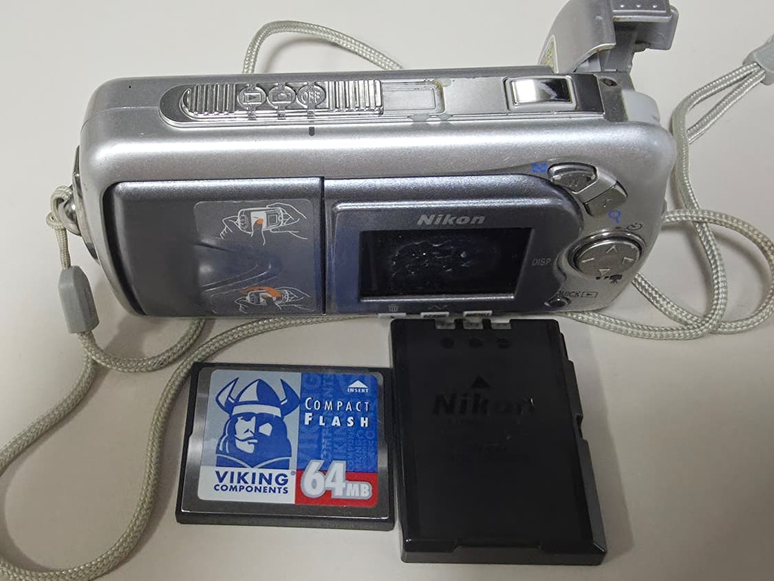 니콘 쿨픽스 3500 빈티지 디지털카메라 상품이미지8