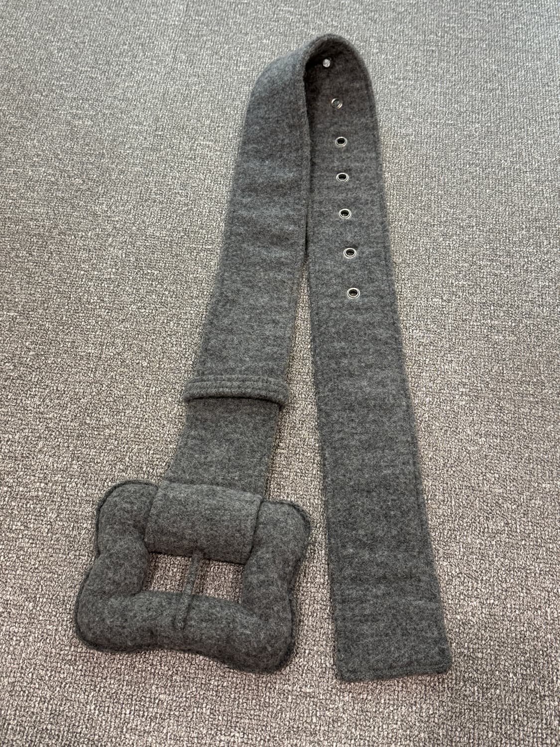 Celine 18FW 컬렉션 오버사이즈 울 빅 버클 벨트  상품이미지2