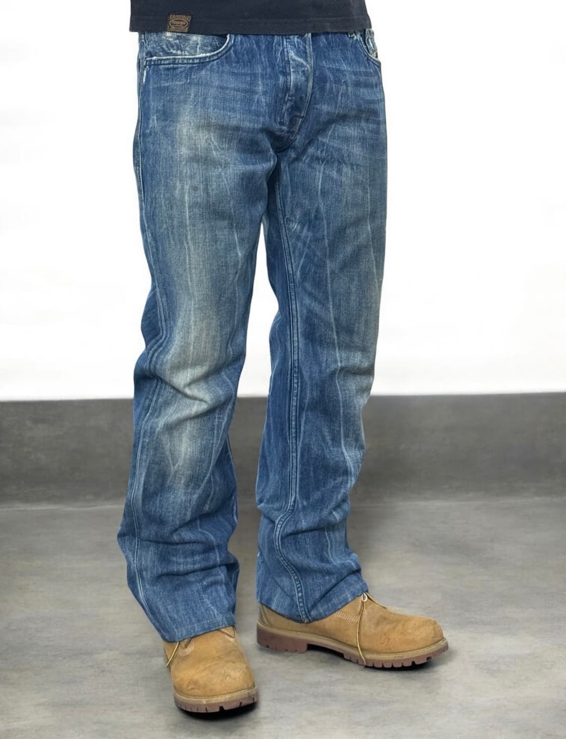 디젤 자티니 워싱 플레어 세미 부츠컷 데님팬츠 상품이미지1