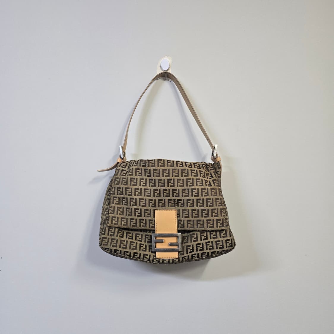 펜디 맘마백 정품 상품이미지1