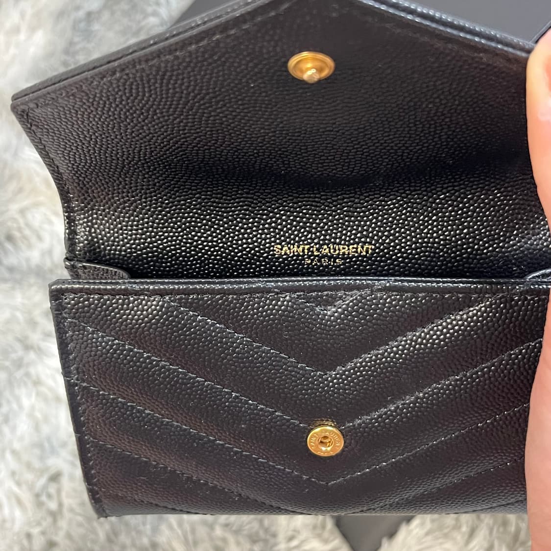 입생로랑 엔벨로프 금장 지갑 풀박스 상품이미지5