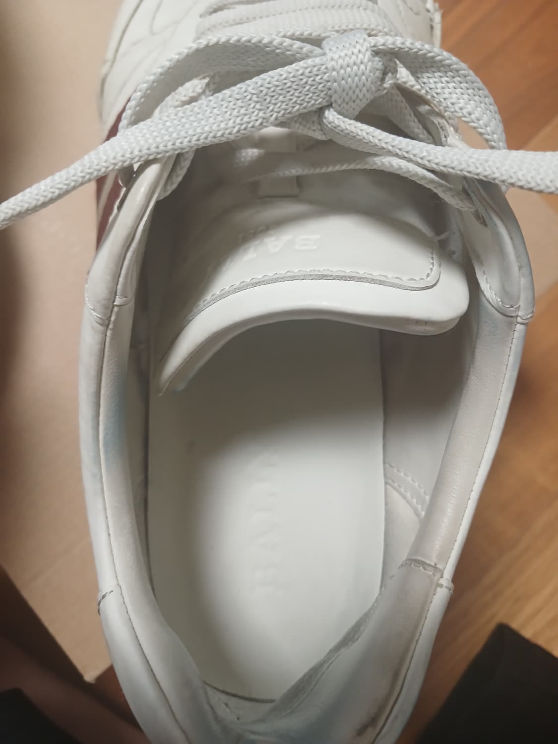 발리 스니커즈 275 상품이미지7