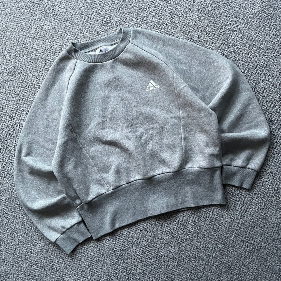 아디다스 맨투맨 상품이미지1