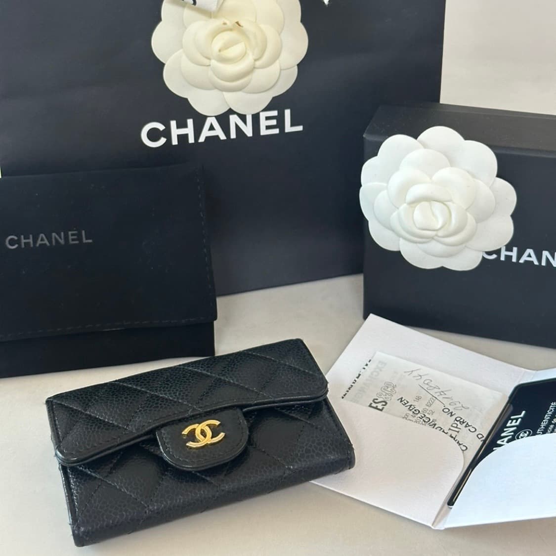 샤넬 클래식 똑딱이 카드지갑 블랙 금장 상품이미지2