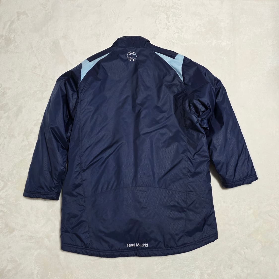 (105)아디다스 레알마드리드 스타디움 자켓 패딩 상품이미지3