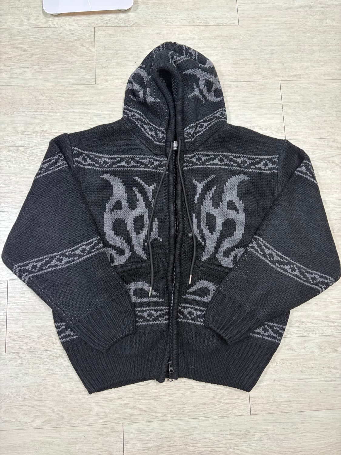 노매뉴얼 코위찬 니트집업 상품이미지1