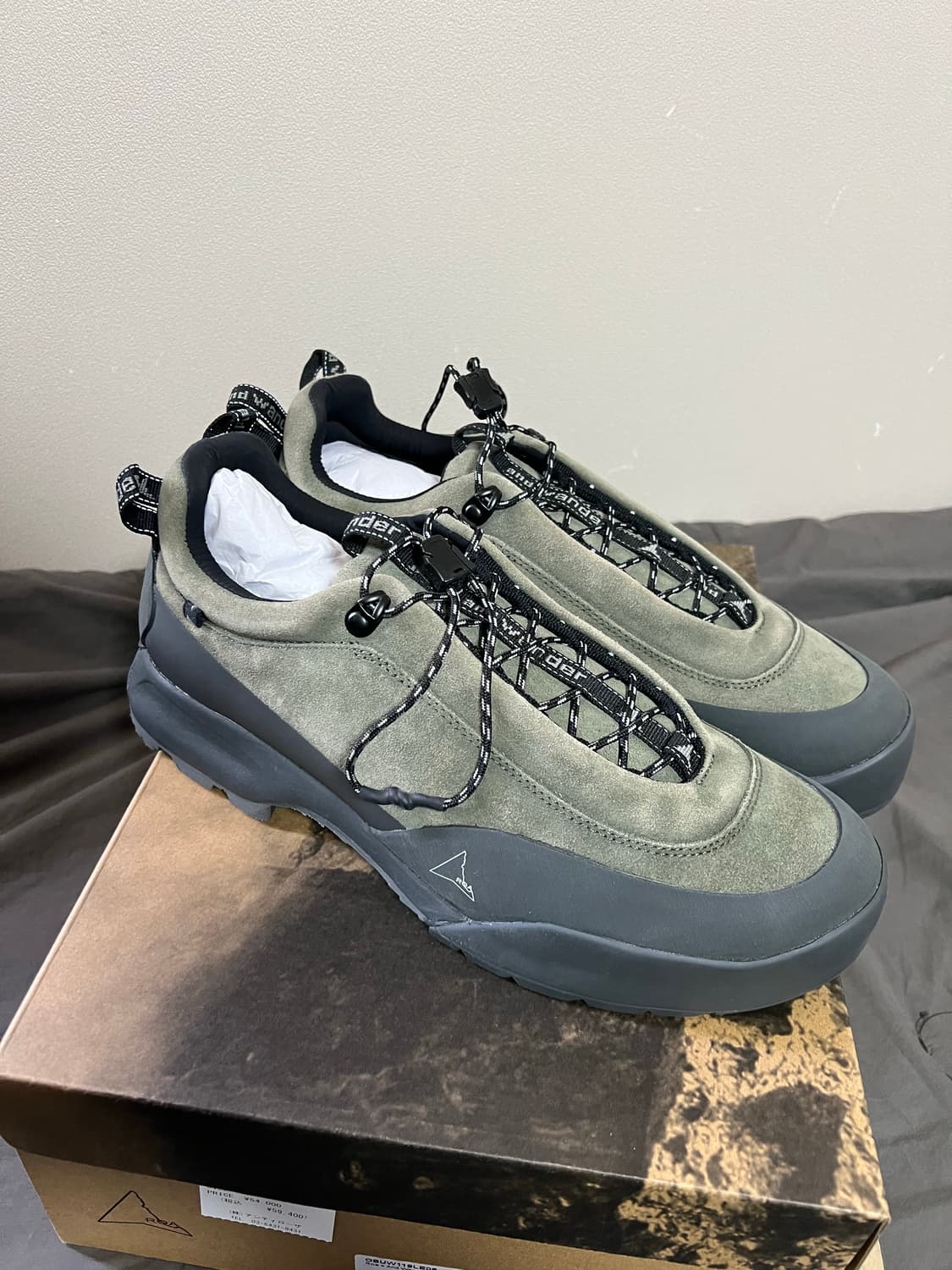 (43) 로아 앤드원더 콜라보 친지노 카키 새상품 ROA 상품이미지1