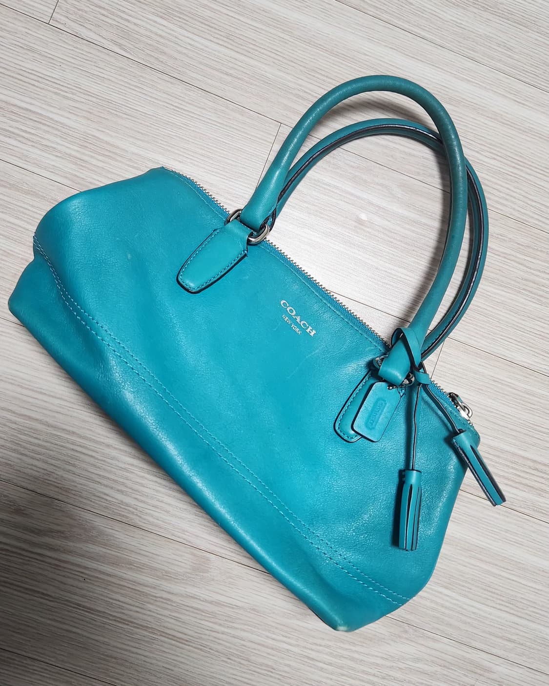 코치 블루 레더 탑핸들 사첼백 상품이미지1