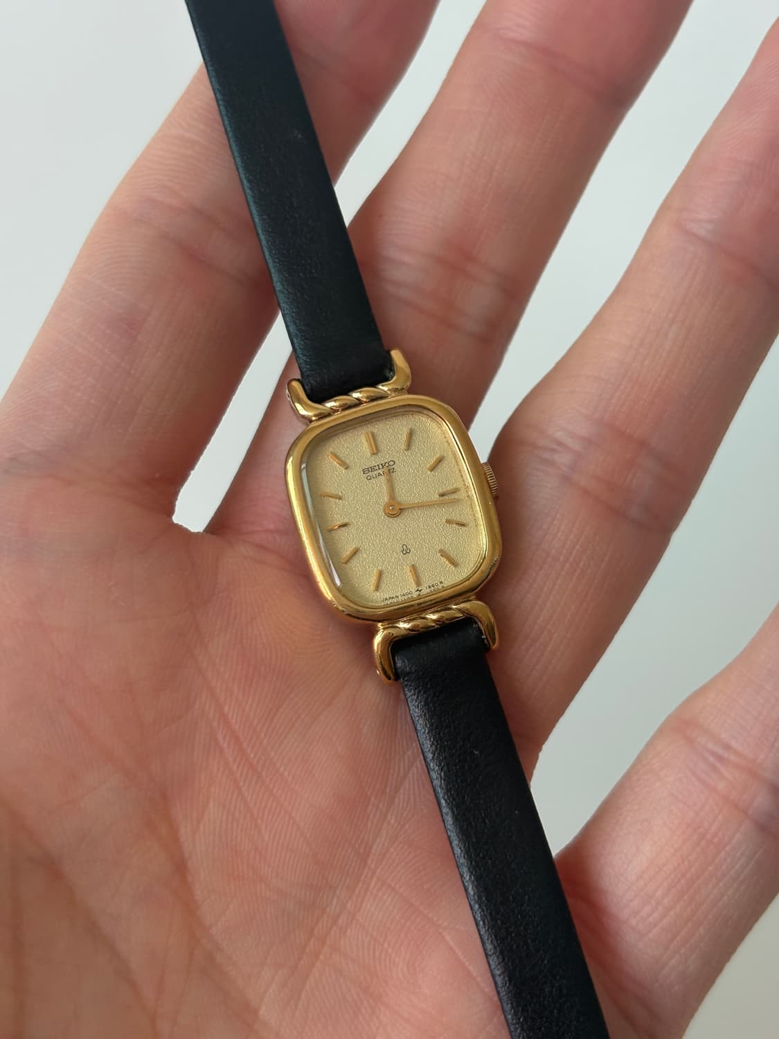 1980s Gold Square Ladies Quartz 상품이미지1
