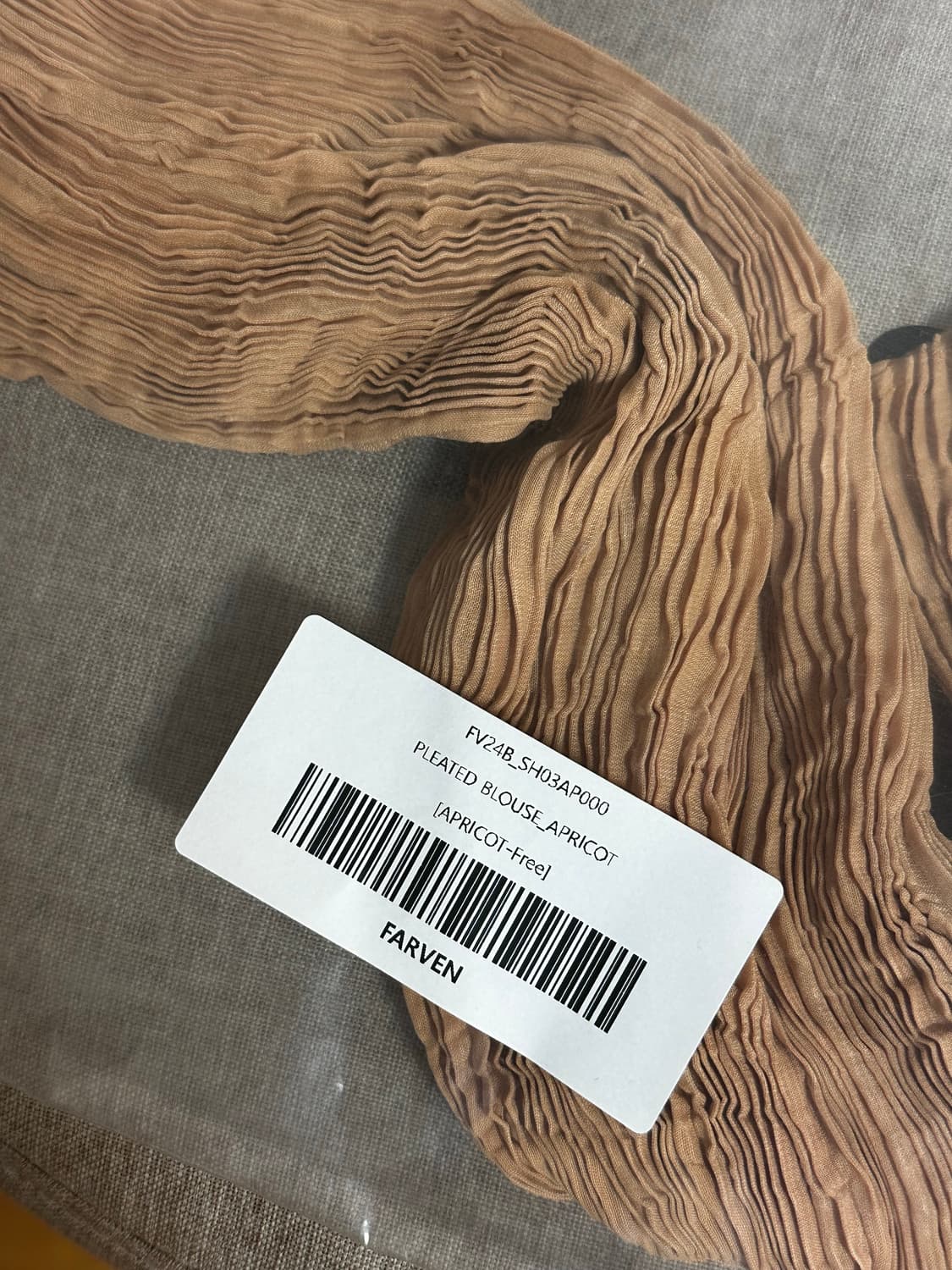 파르벵(fraven)플리츠 블라우스 (살구/회색)새상품 상품이미지5