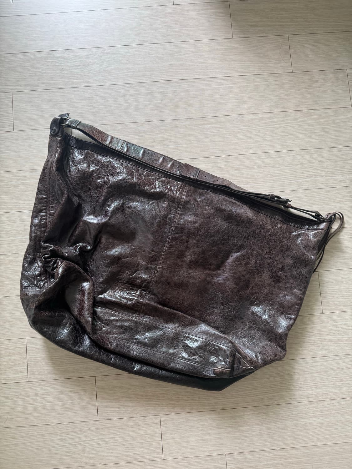 발렌시아가 빈티지 커리어백 상품이미지1