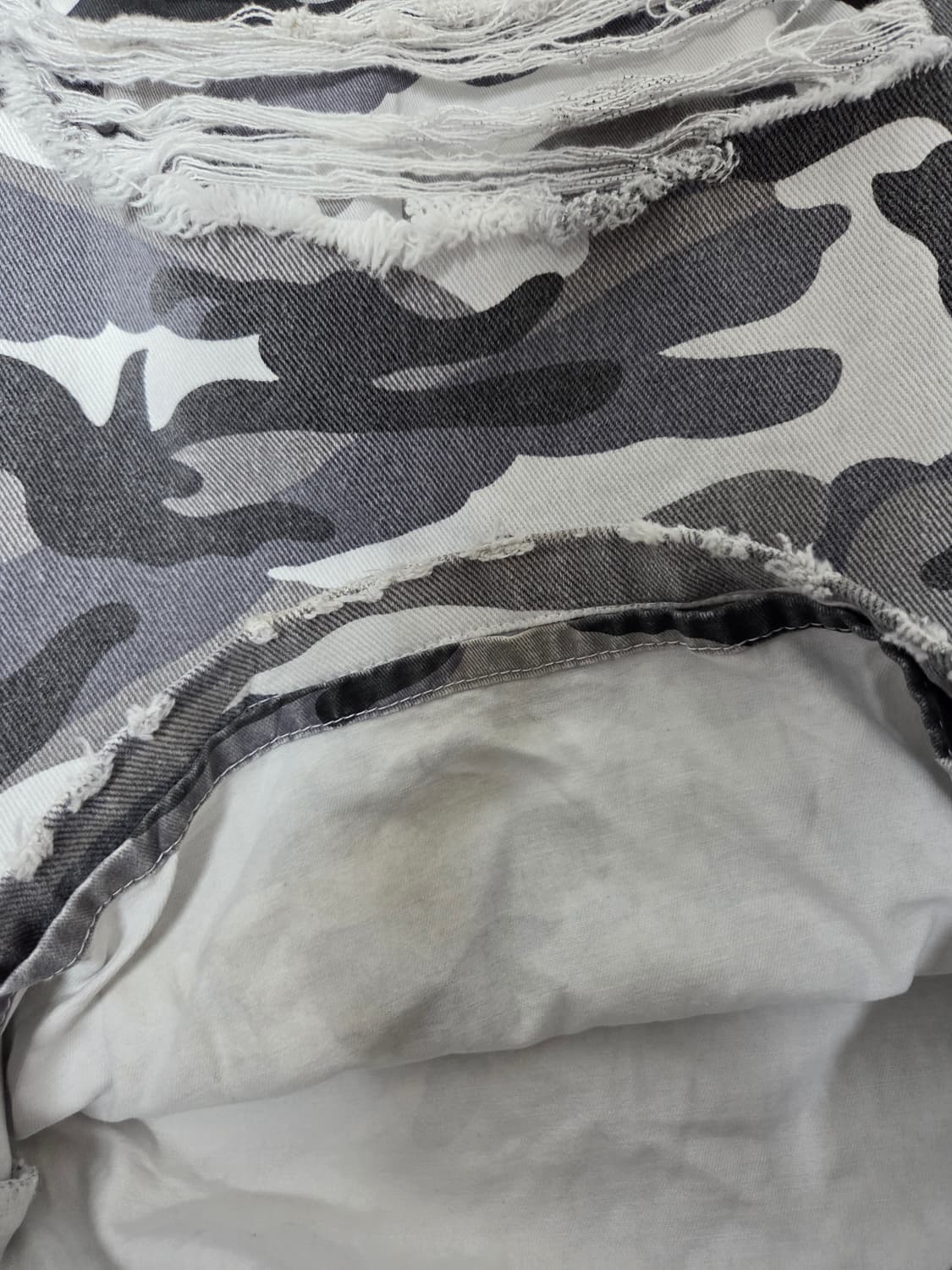 Emostanceclub 화이트 카모 상품이미지5