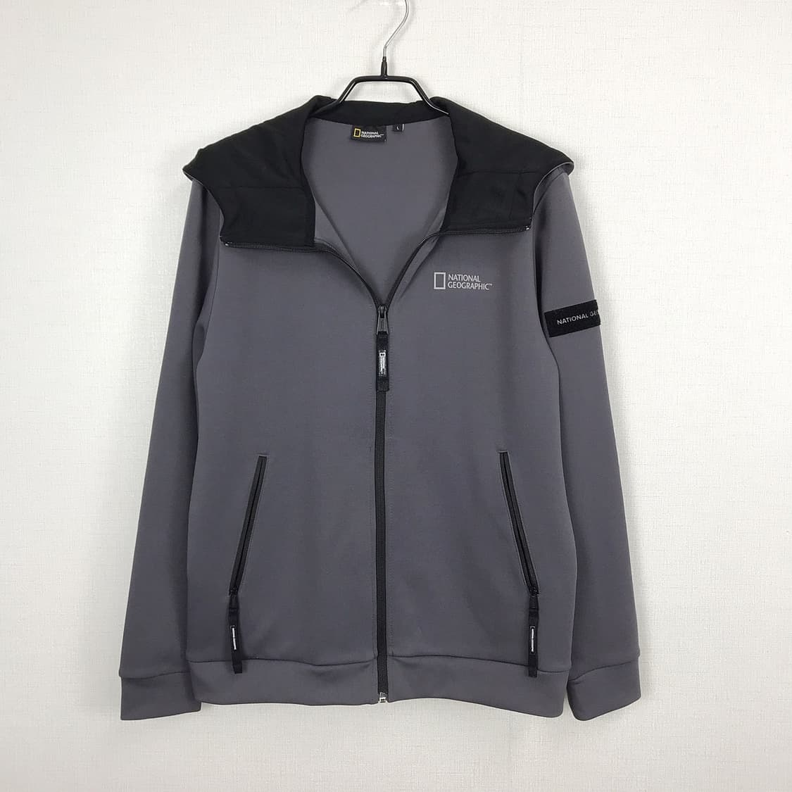 내셔널지오그래픽 트레이닝 후드 트랙탑 자켓 남성100 상품이미지2