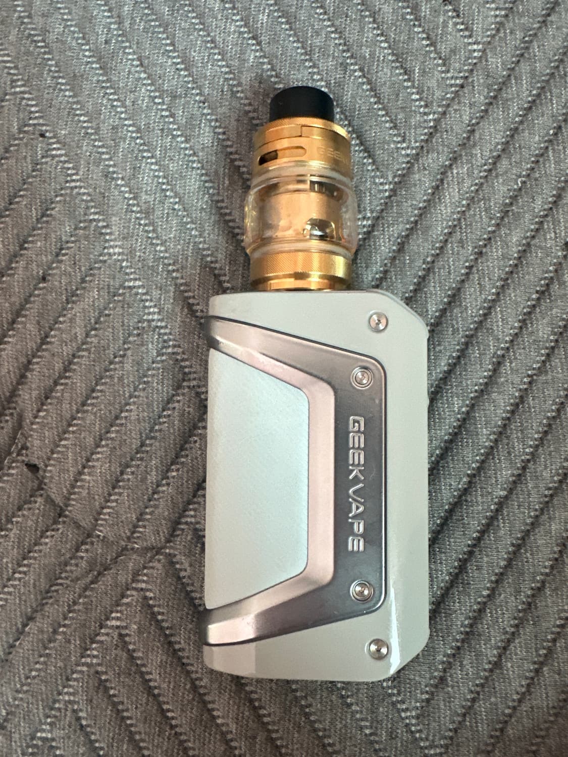 [긱베이프] 이지스 레전드3 풀킷 회색판매 합니다 상품이미지1