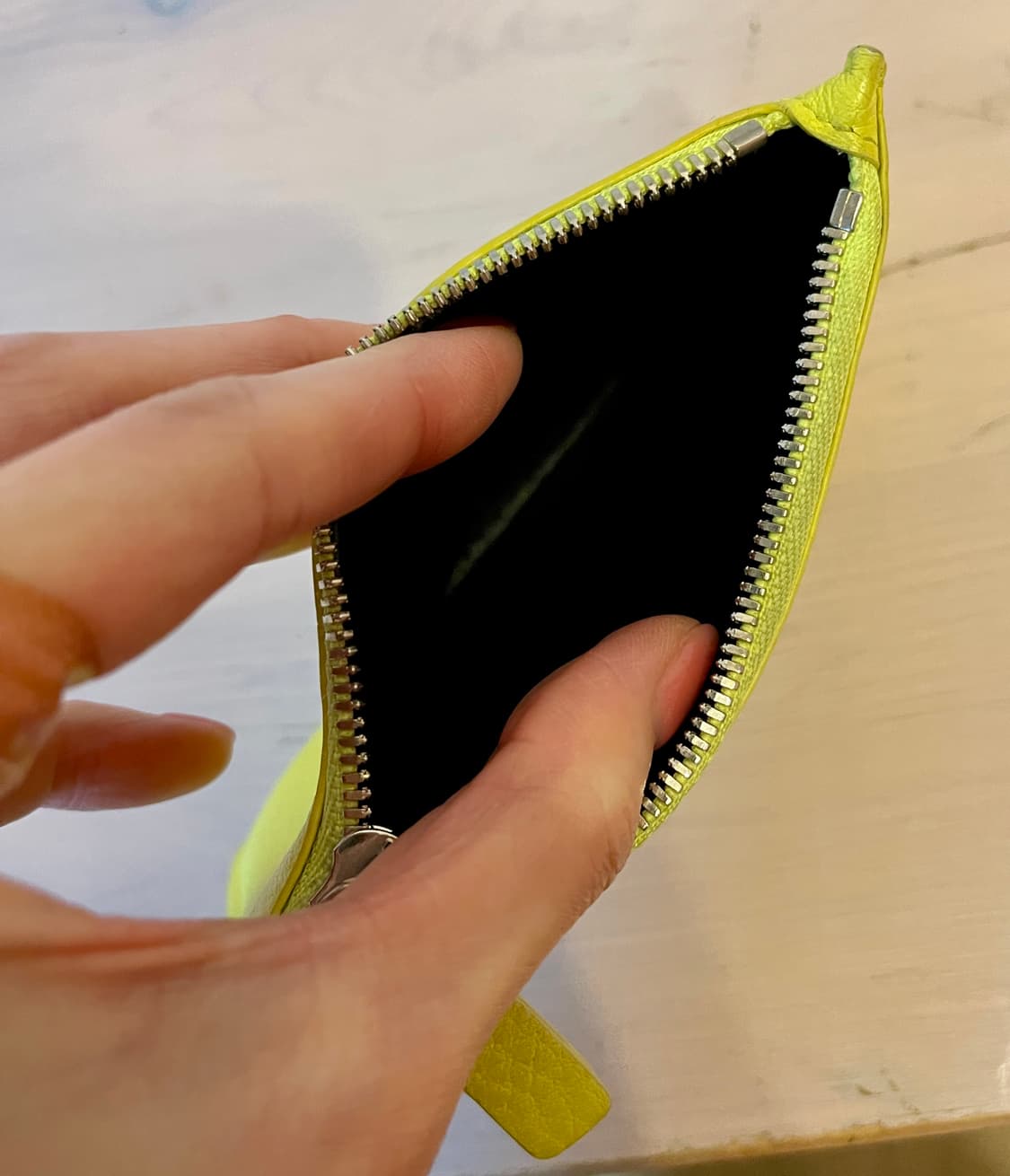 정품 발렌시아가 Everyday 카드지갑/네온옐로 상품이미지3