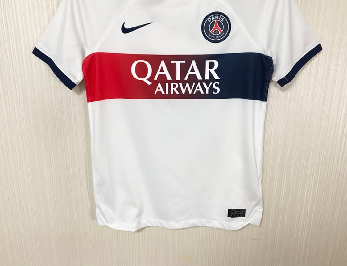나이키 23-24 파리생제르맹 PSG 어웨이유니폼 유스M #19 이강인 상품이미지4
