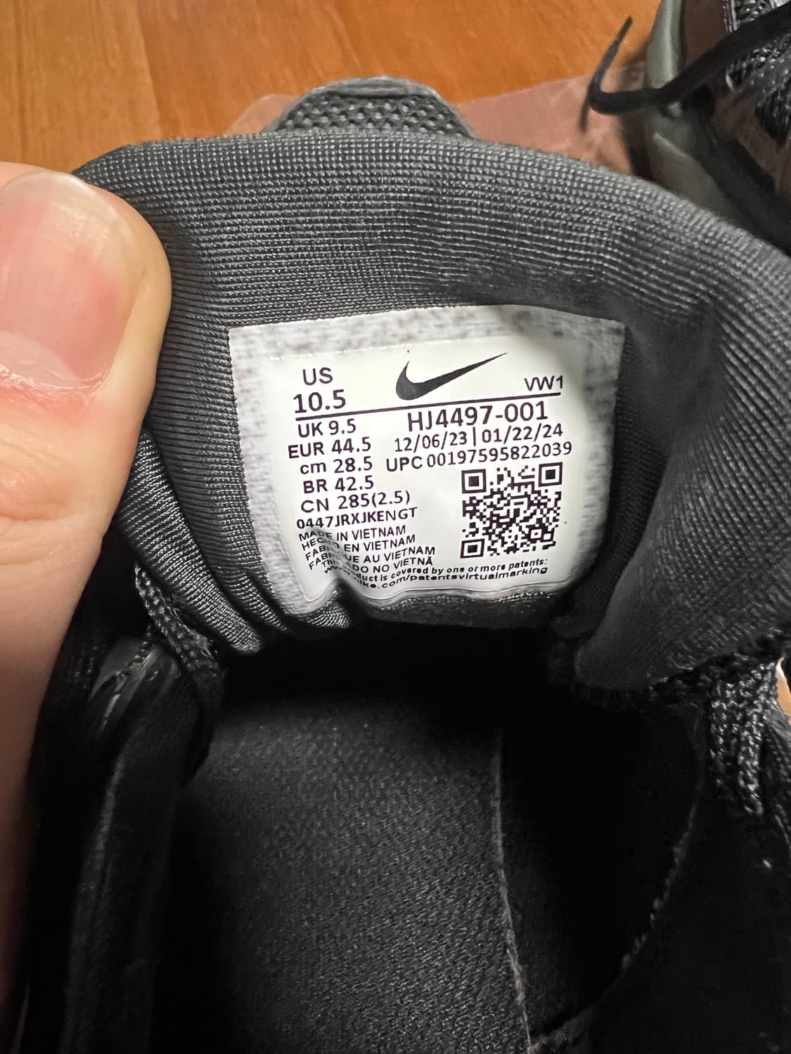 나이키 V2K 런 블랙 앤트러사이트 285 상품이미지6