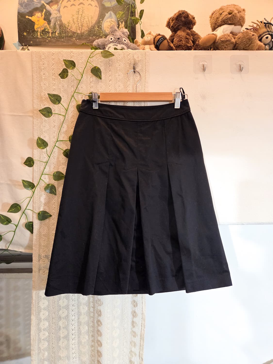 블랙 미디 스커트 상품이미지1