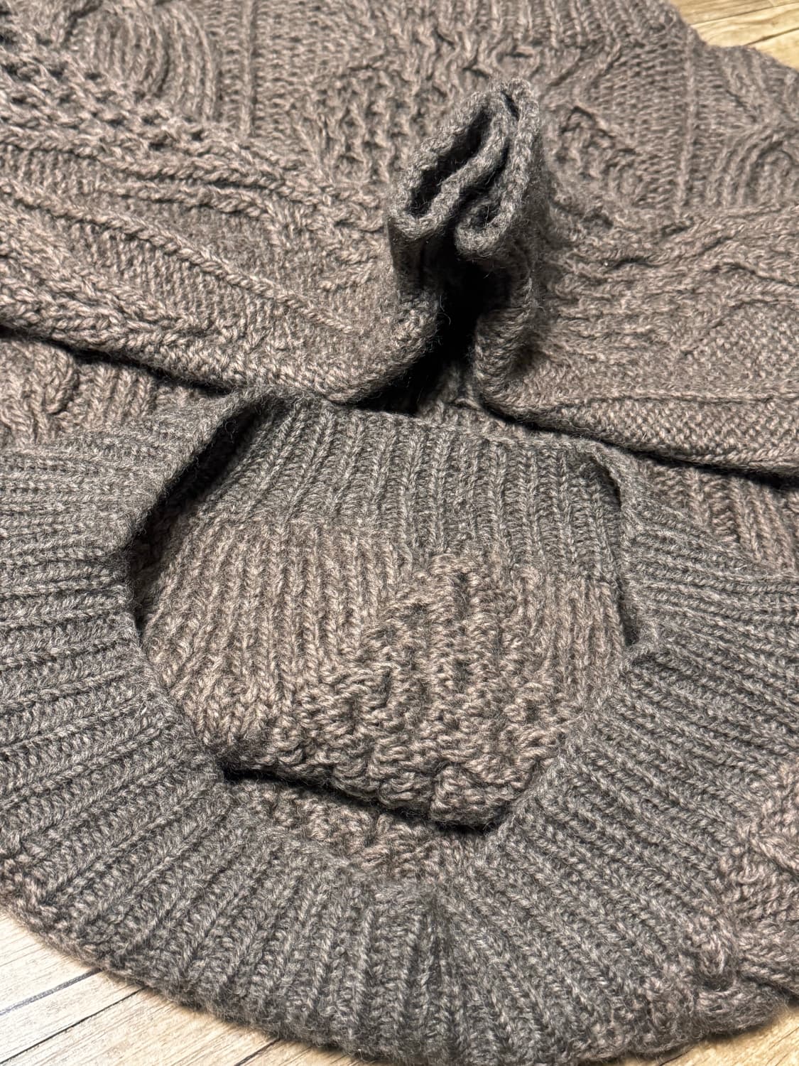 일본 핸드 메이드 브라운 케이블 니트 스웨터 상품이미지4